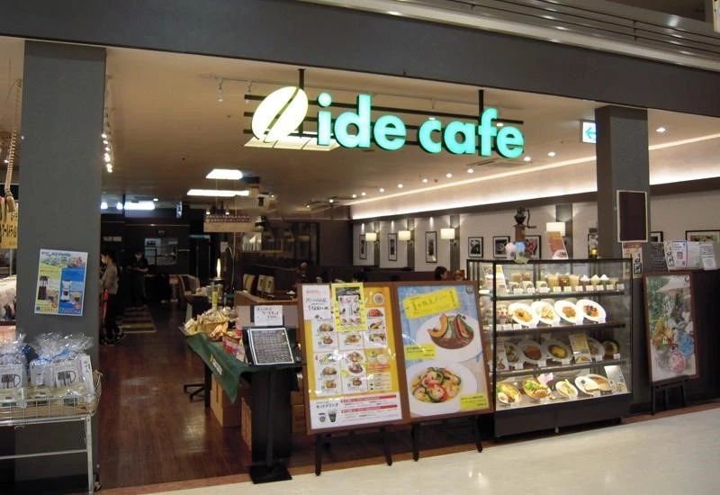 ide cafe（イデカフェ）イオン鎌ヶ谷店の外観